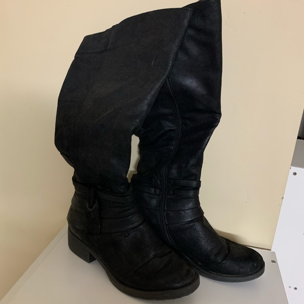 Black calf boots size 6.5